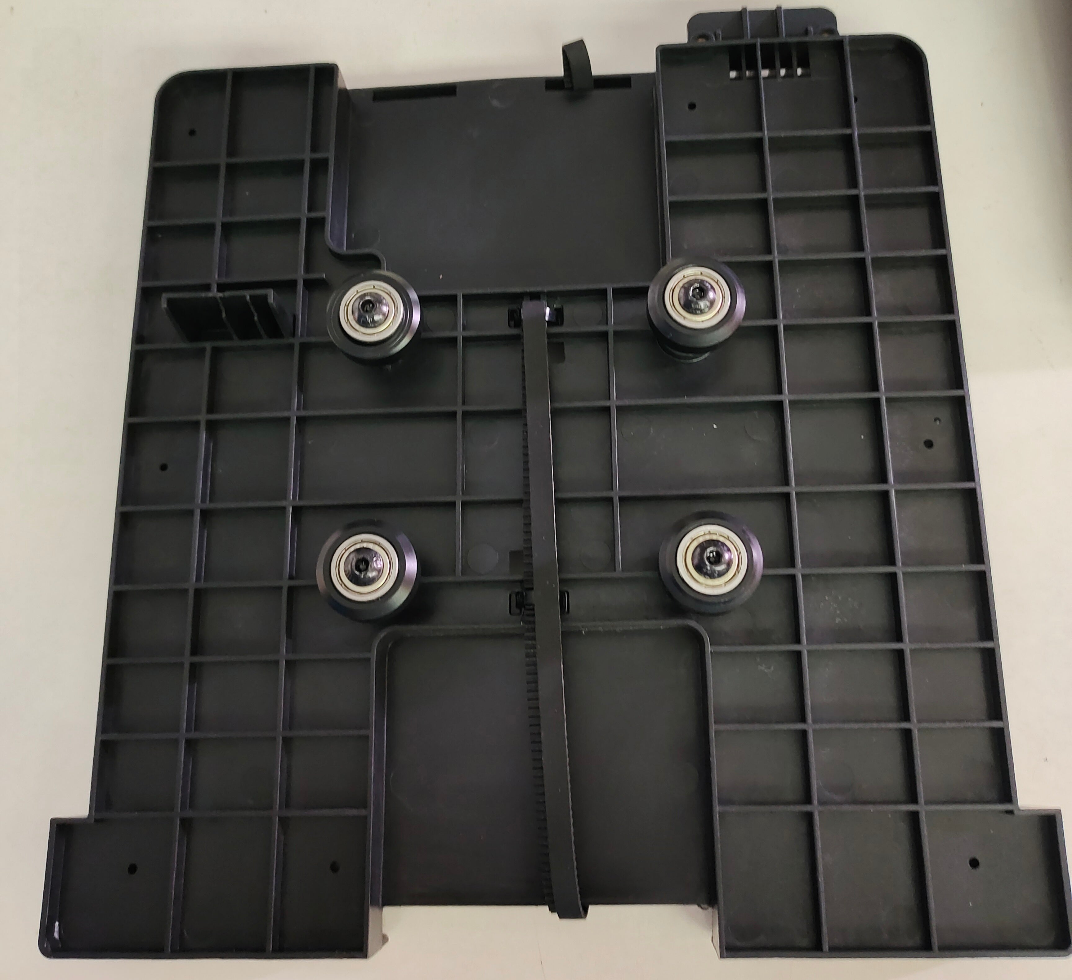 Heating bed wholder with belt